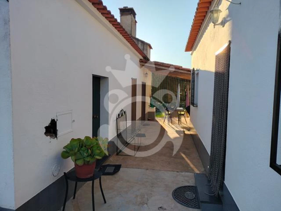 Quinta T3 para Venda em Santiago Maior Foto 7