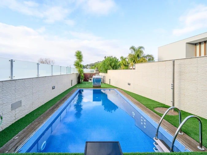 Moradia T3 para Venda em Madalena Foto 3