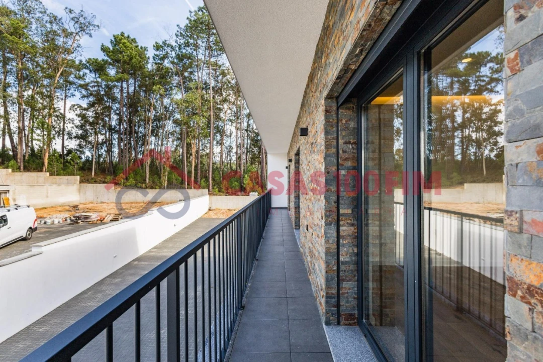 Moradia T4 para Venda em Milagres Foto 34