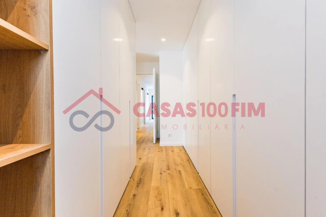 Moradia T4 para Venda em Milagres Foto 43