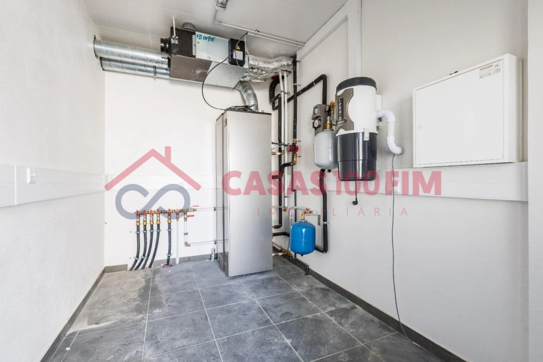 Moradia T4 para Venda em Milagres Foto 54