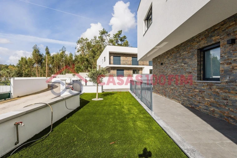 Moradia T3 para Venda em Milagres Foto 45