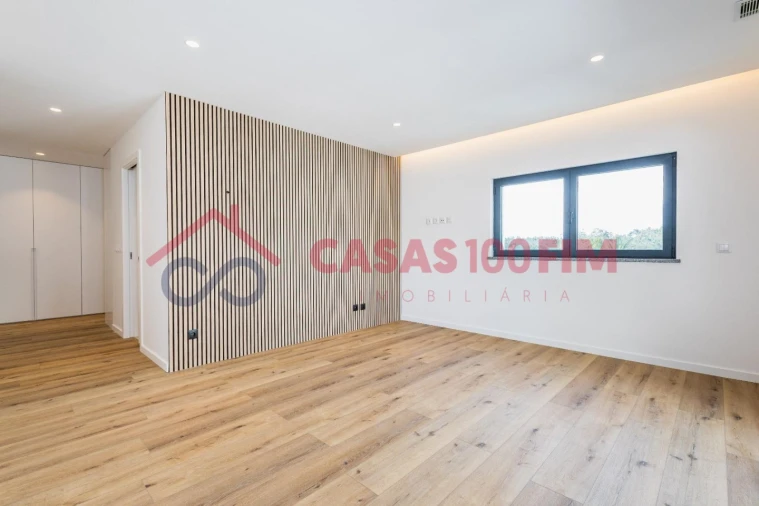 Moradia T3 para Venda em Milagres Foto 38