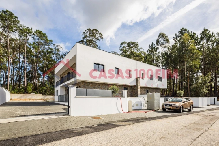 Moradia T3 para Venda em Milagres Foto 47