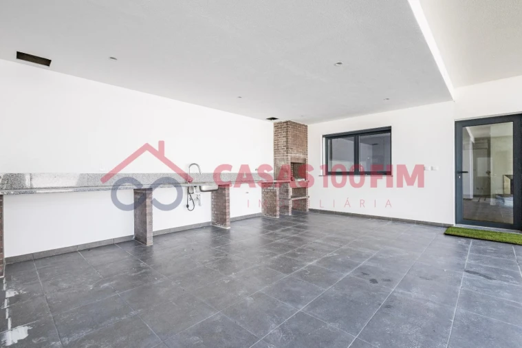 Moradia T3 para Venda em Milagres Foto 53