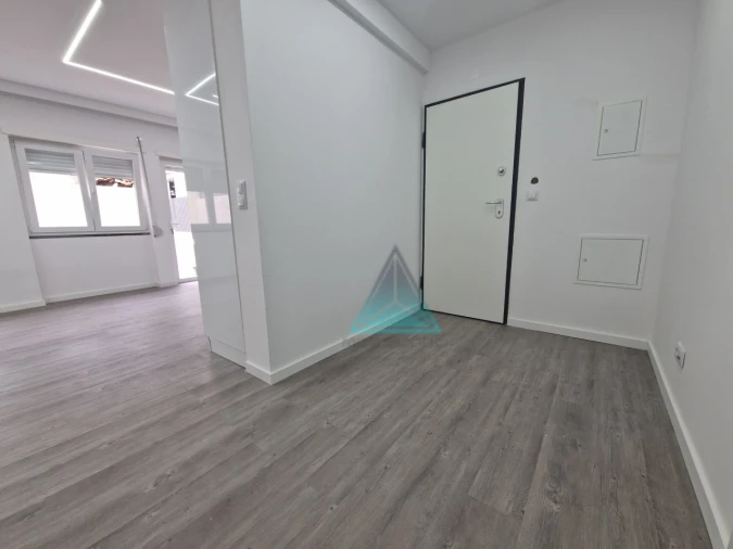 Apartamento para Venda em Baixa da Banheira e Vale da Amoreira Foto 3