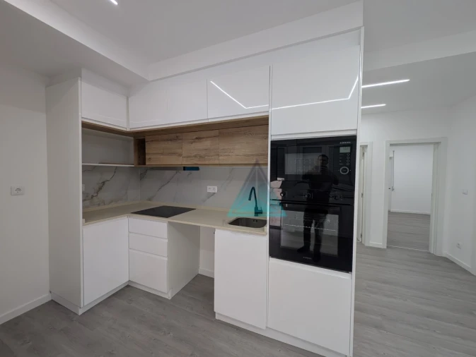 Apartamento para Venda em Baixa da Banheira e Vale da Amoreira