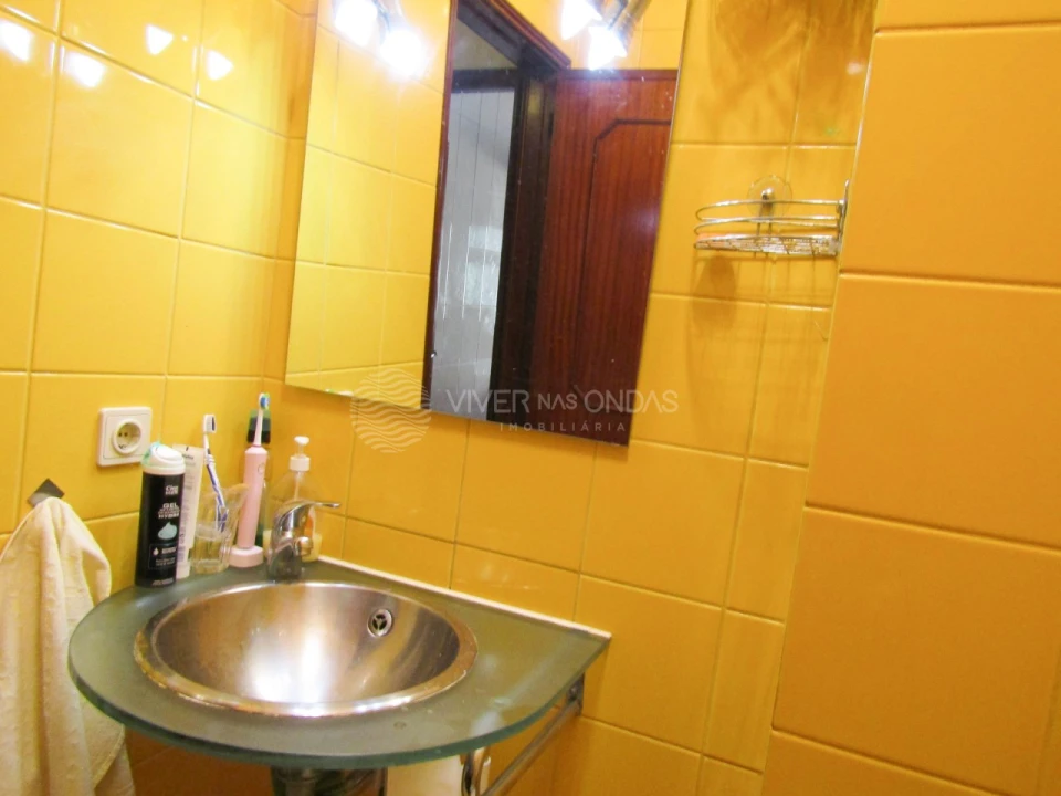 Apartamento T2 para Venda em São Felix da Marinha Foto 17