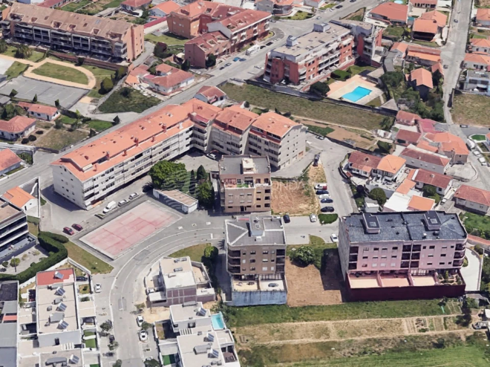 Apartamento T2 para Venda em São Felix da Marinha Foto 30