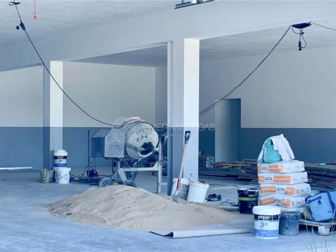 Armazém para Venda em Raiva, Pedorido e Paraíso Foto 29