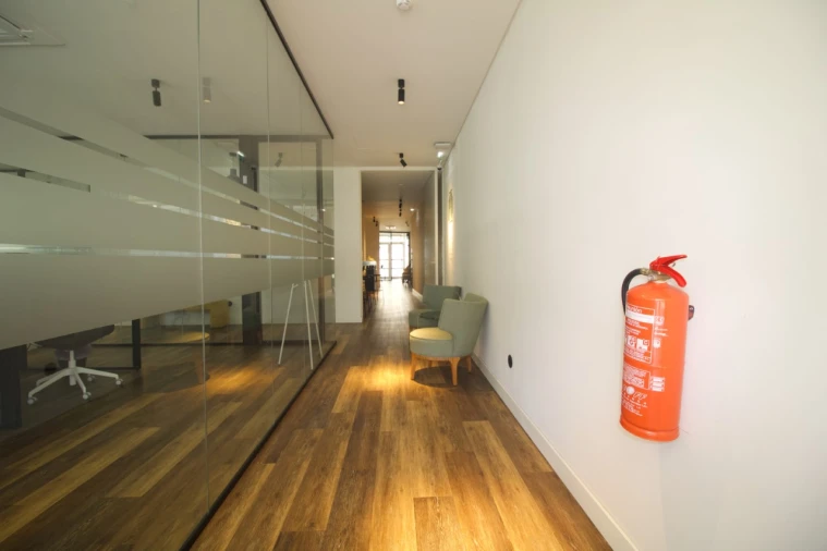 Loja para Arrendamento em São Domingos de Benfica Foto 8