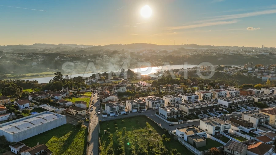 Moradia T3 para Venda em Gondomar (São Cosme), Valbom e Jovim Foto 31