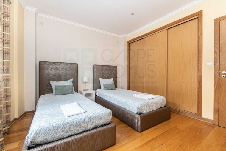 Apartamento T3 para Arrendamento em Parque das Nações Foto 10