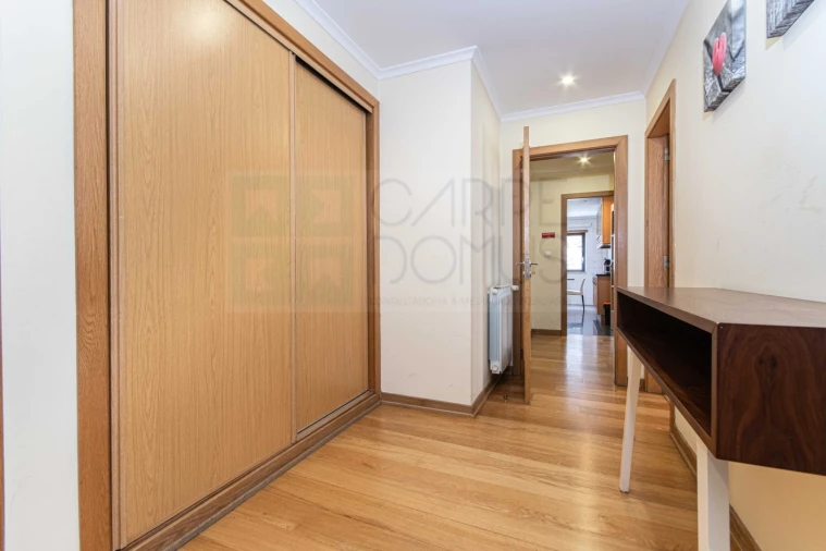 Apartamento T3 para Arrendamento em Parque das Nações Foto 11