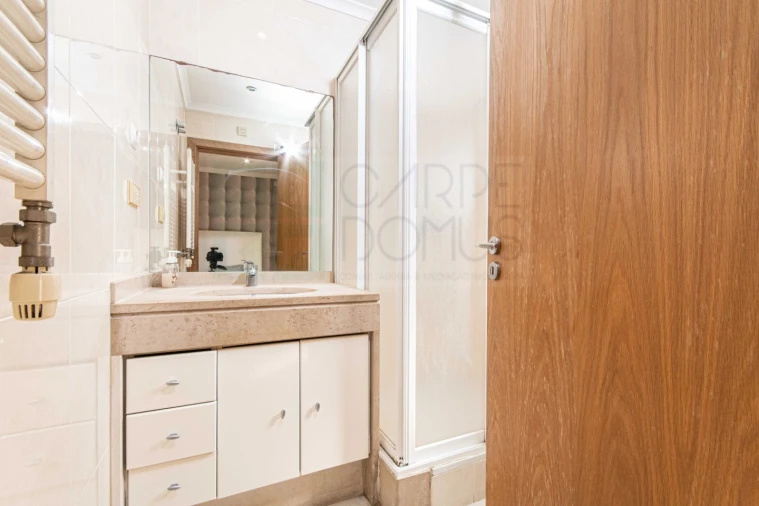 Apartamento T3 para Arrendamento em Parque das Nações Foto 15