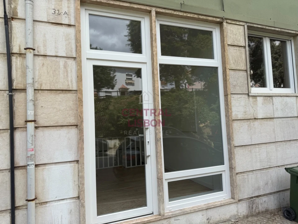 Armazém para Arrendamento em Beato Foto 2