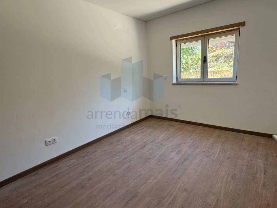 Apartamento T3 para Venda em Eiras e São Paulo de Frades Foto 6