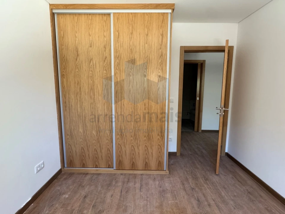 Apartamento T2 para Venda em Eiras e São Paulo de Frades Foto 5