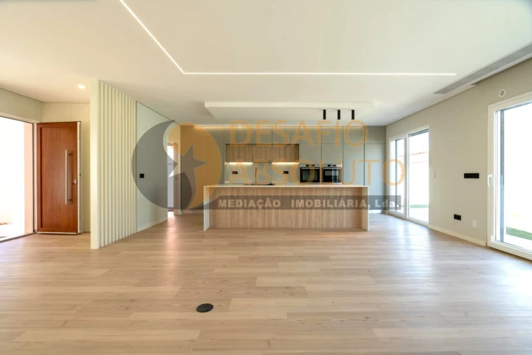 Moradia T3 para Venda em Azeitão (São Lourenço e São Simão)