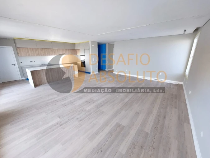 Moradia T3 para Venda em Azeitão (São Lourenço e São Simão) Foto 3