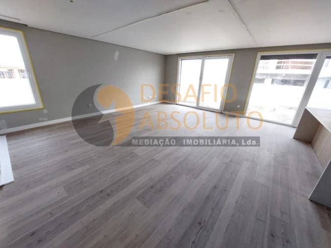 Moradia T3 para Venda em Azeitão (São Lourenço e São Simão) Foto 5