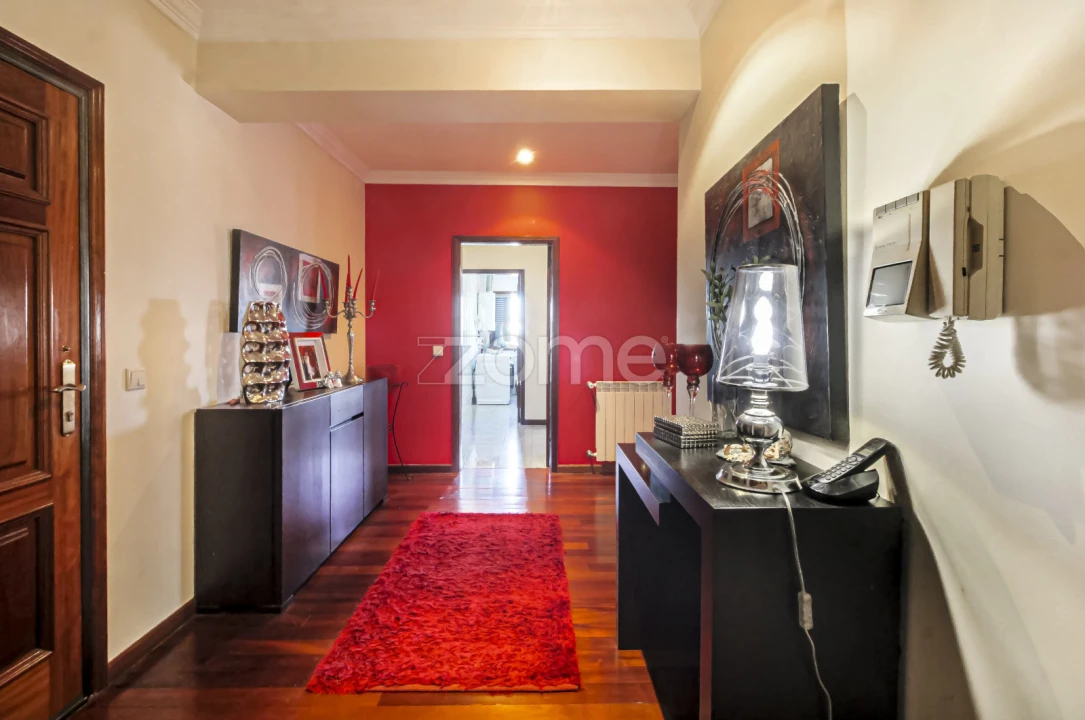 Apartamento T3 para Venda em Castêlo da Maia Foto 12