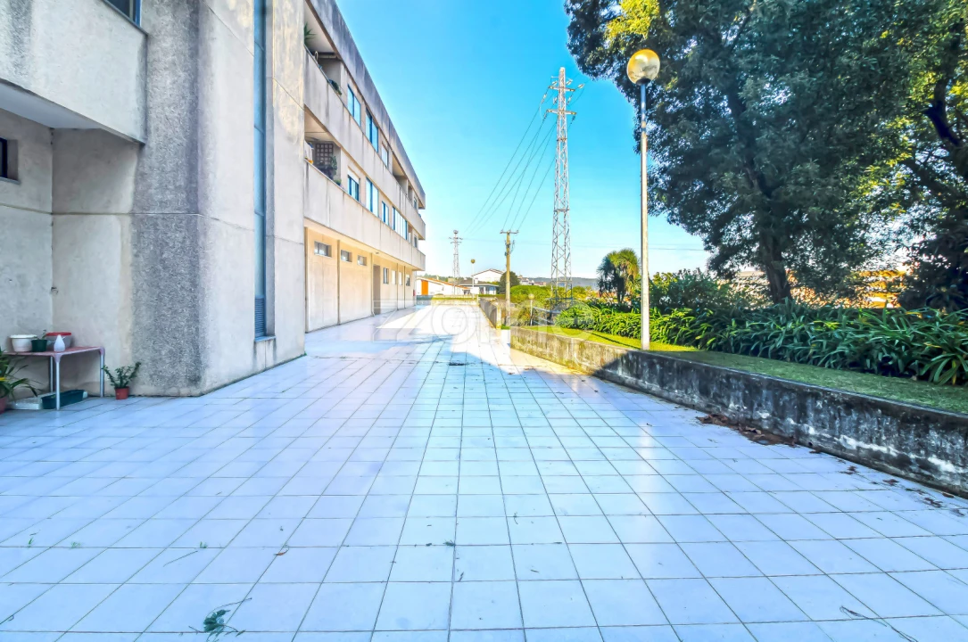 Apartamento T3 para Venda em Castêlo da Maia Foto 51