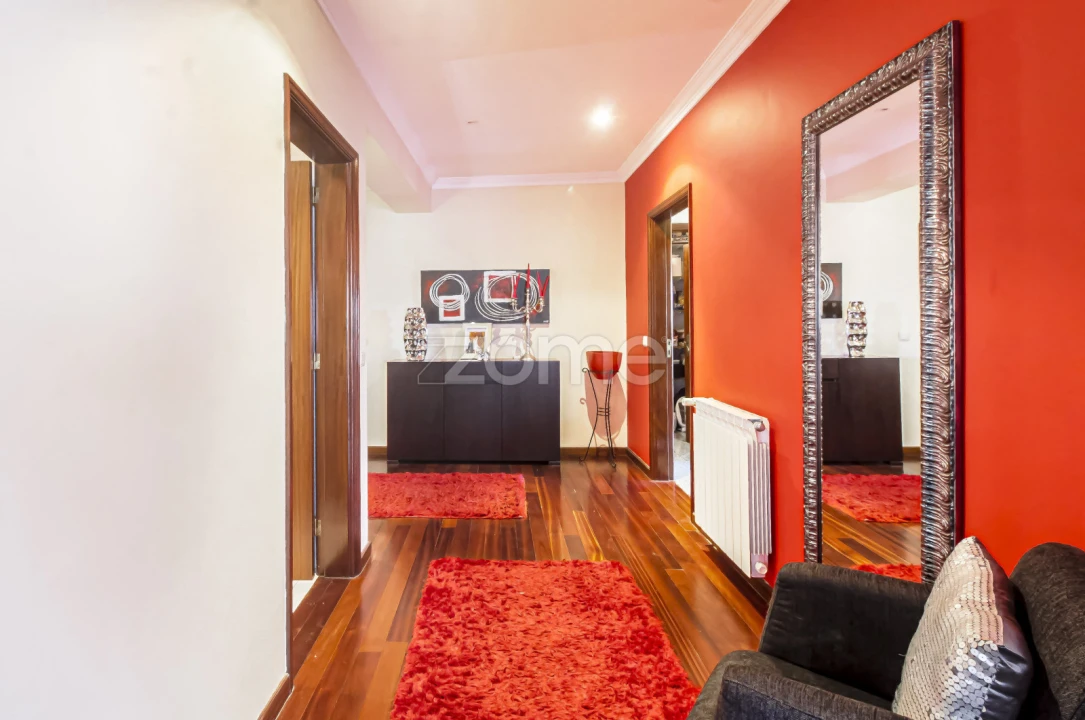 Apartamento T3 para Venda em Castêlo da Maia Foto 11