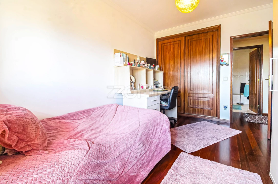 Apartamento T3 para Venda em Castêlo da Maia Foto 41