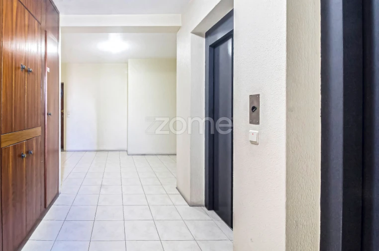 Apartamento T3 para Venda em Castêlo da Maia Foto 6