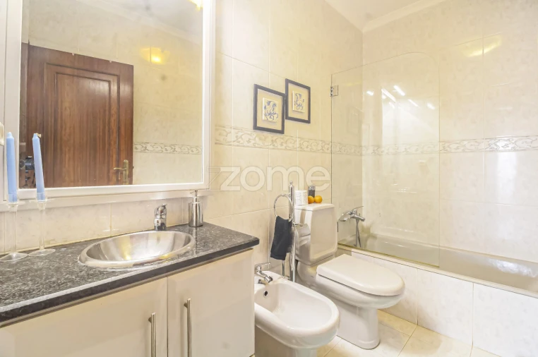 Apartamento T3 para Venda em Castêlo da Maia Foto 38