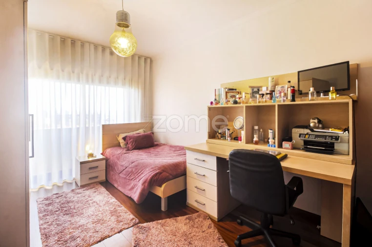 Apartamento T3 para Venda em Castêlo da Maia Foto 40