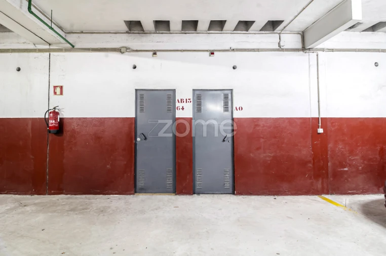 Apartamento T3 para Venda em Castêlo da Maia Foto 47