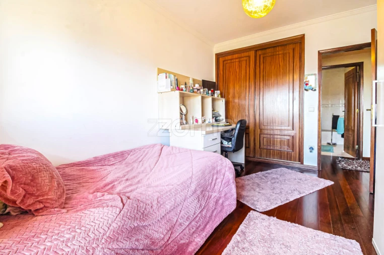 Apartamento T3 para Venda em Castêlo da Maia Foto 41