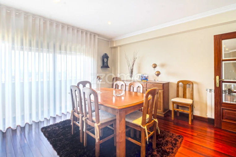 Apartamento T3 para Venda em Castêlo da Maia Foto 15