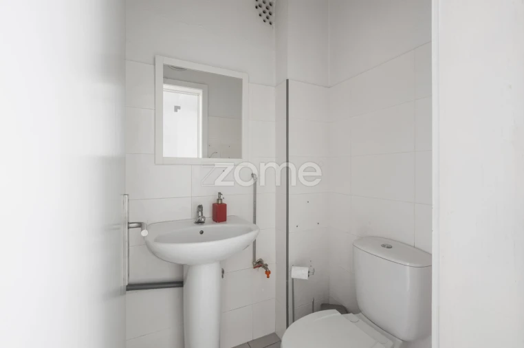 Negócio para Arrendamento em Paranhos Foto 8