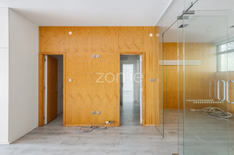 Negócio para Arrendamento em Paranhos Foto 9