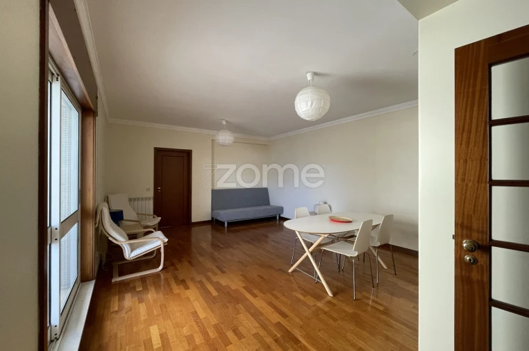 Apartamento T1 para Arrendamento em Cedofeita, Santo Ildefonso, Sé, Miragaia, São Nicolau e Vitória Foto 8