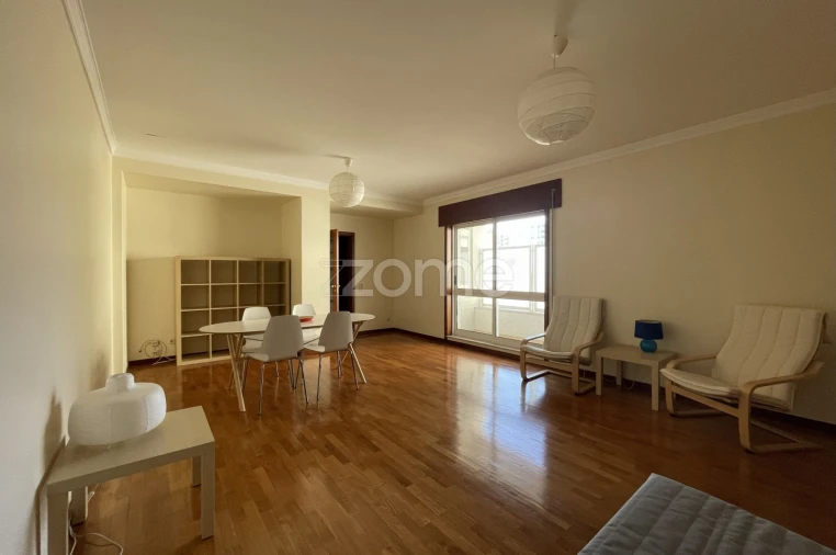 Apartamento T1 para Arrendamento em Cedofeita, Santo Ildefonso, Sé, Miragaia, São Nicolau e Vitória Foto 3