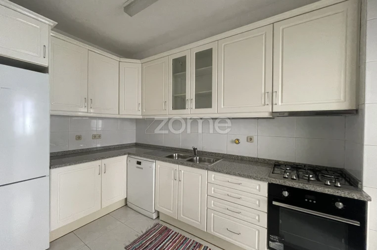 Apartamento T1 para Arrendamento em Cedofeita, Santo Ildefonso, Sé, Miragaia, São Nicolau e Vitória Foto 12