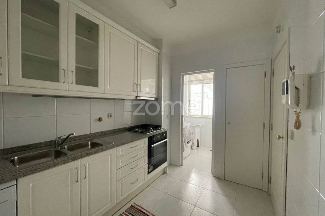 Apartamento T1 para Arrendamento em Cedofeita, Santo Ildefonso, Sé, Miragaia, São Nicolau e Vitória Foto 13