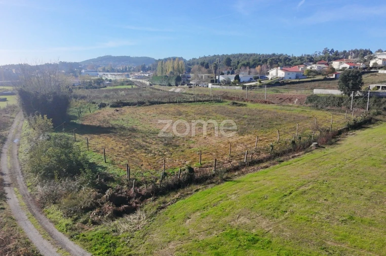 Terreno para Venda em Vila Nova de Famalicão e Calendário Foto 5