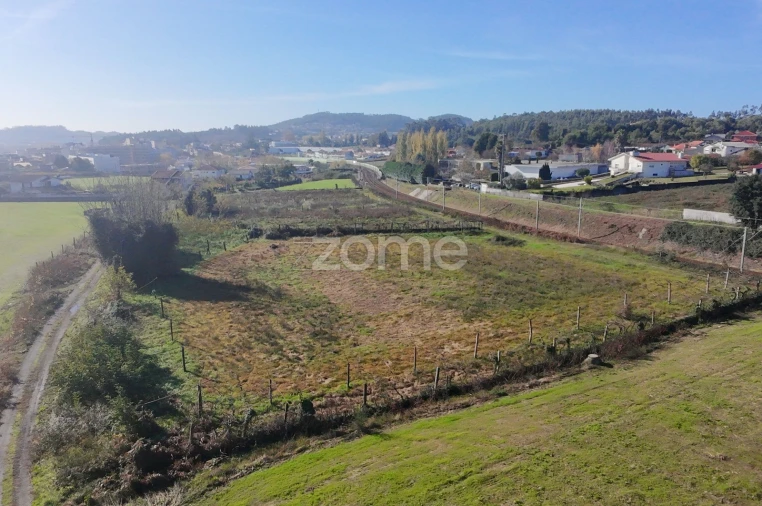 Terreno para Venda em Vila Nova de Famalicão e Calendário Foto 10
