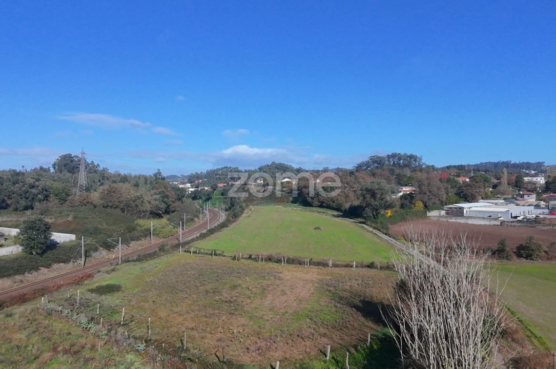 Terreno para Venda em Vila Nova de Famalicão e Calendário Foto 4