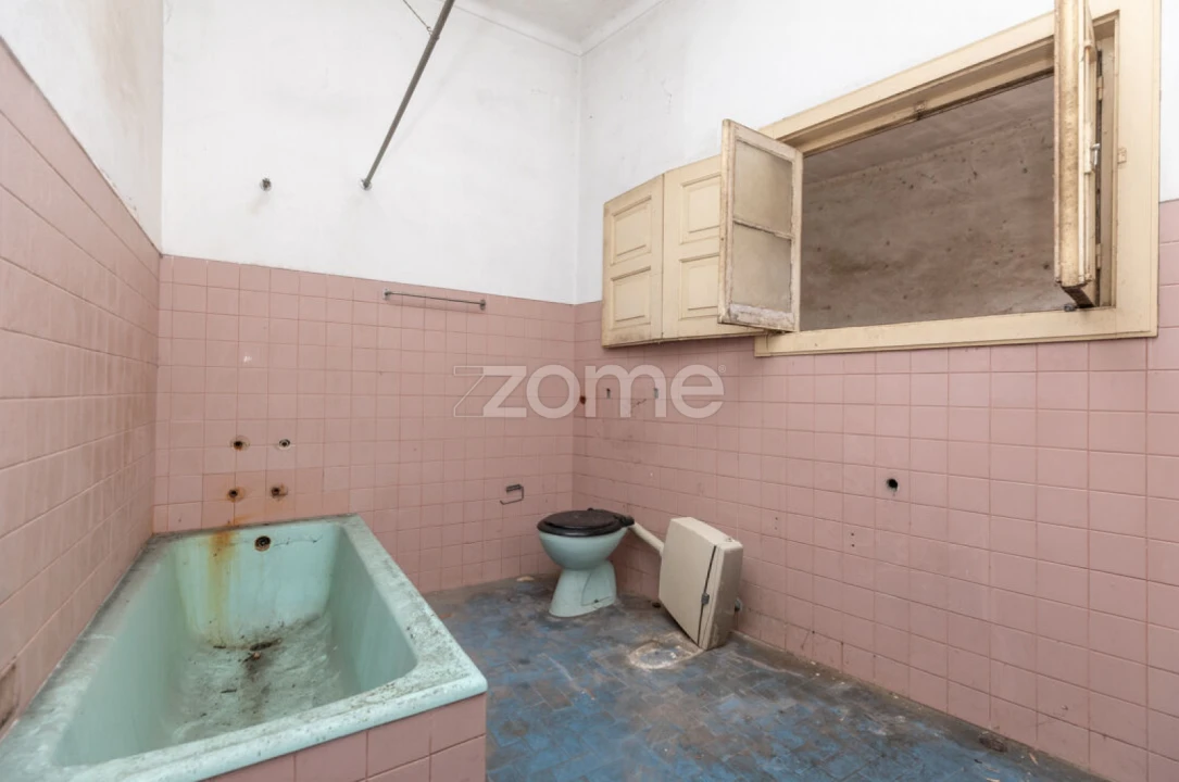 Moradia T8 para Venda em São Martinho do Bispo e Ribeira de Frades Foto 9