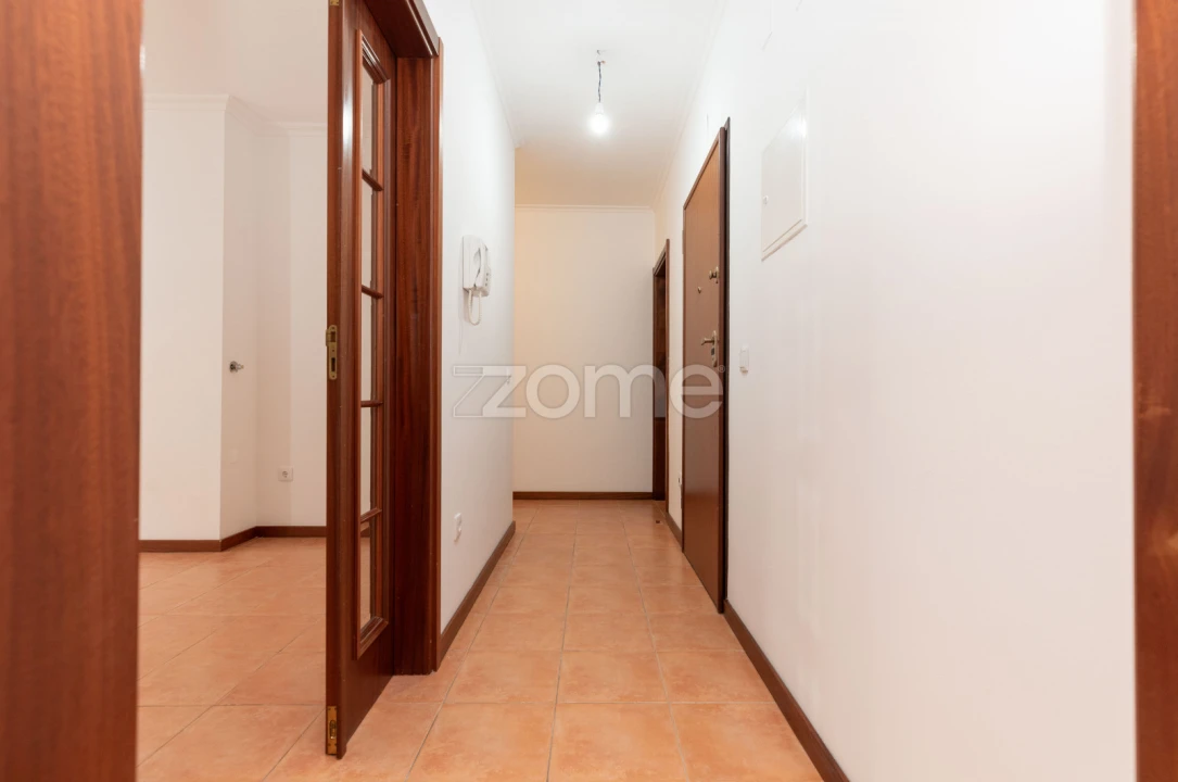 Apartamento T3 para Venda em Eiras e São Paulo de Frades Foto 8