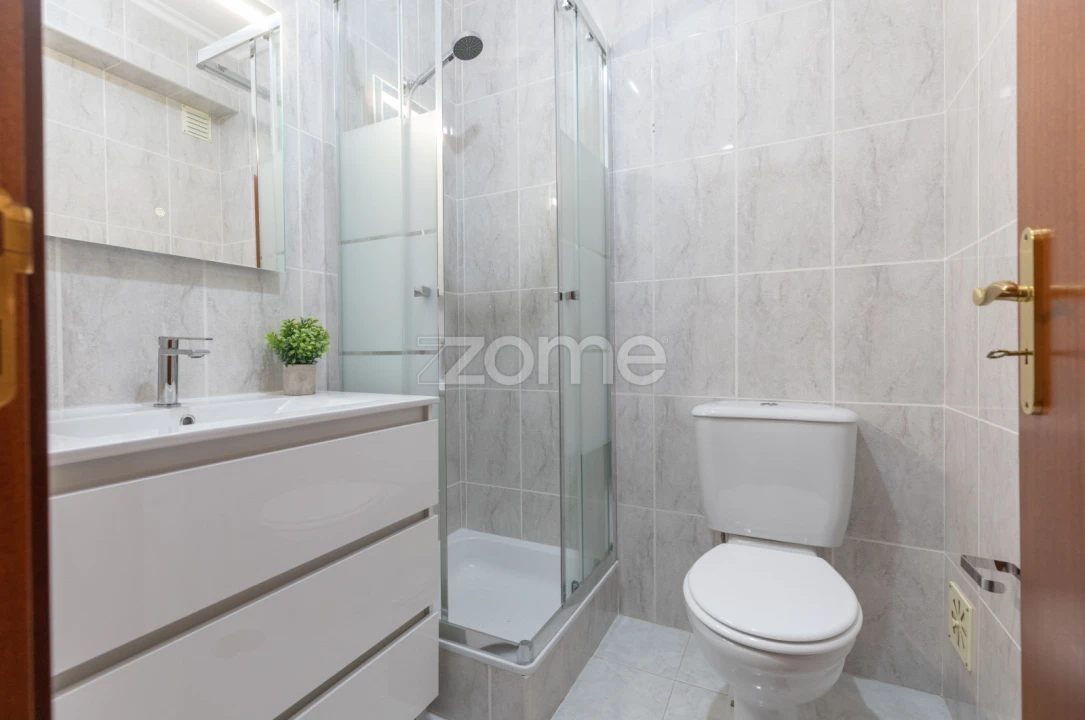 Apartamento T3 para Venda em Eiras e São Paulo de Frades Foto 10