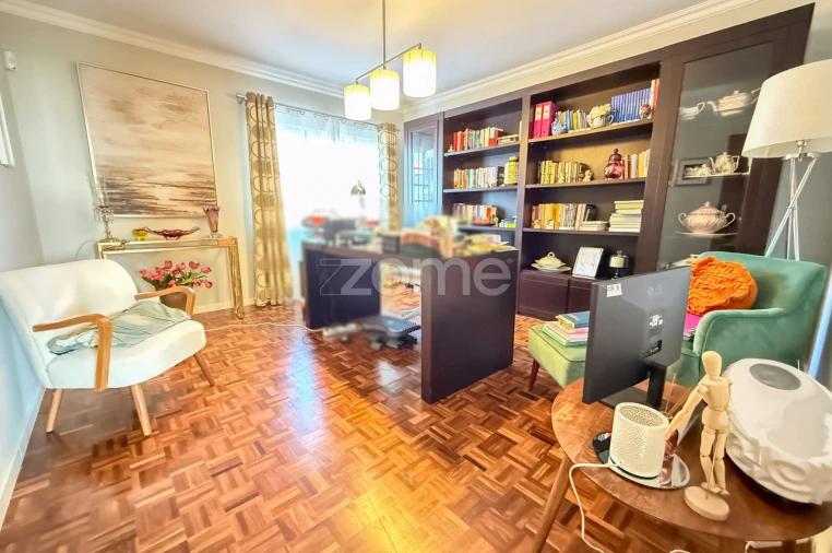 Moradia T4 para Venda em Fajã de Baixo Foto 10