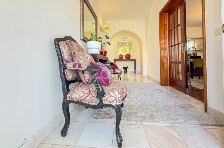 Moradia T4 para Venda em Fajã de Baixo Foto 5