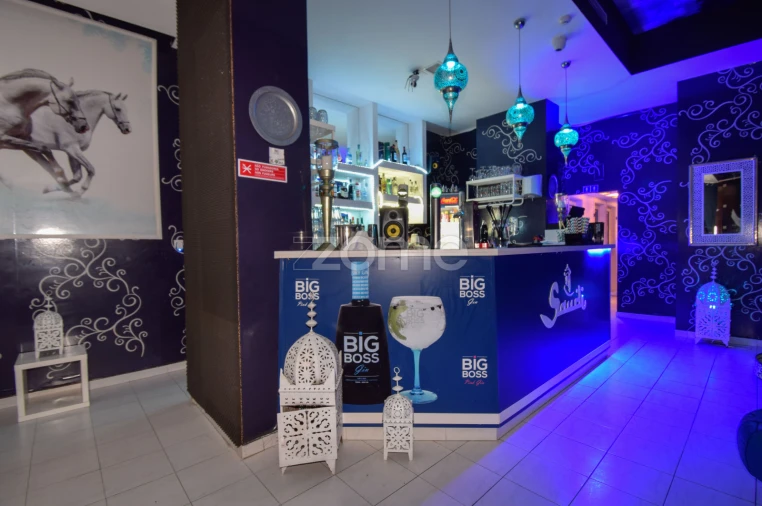 Negócio para Venda em Póvoa de Santa Iria e Forte da Casa Foto 1